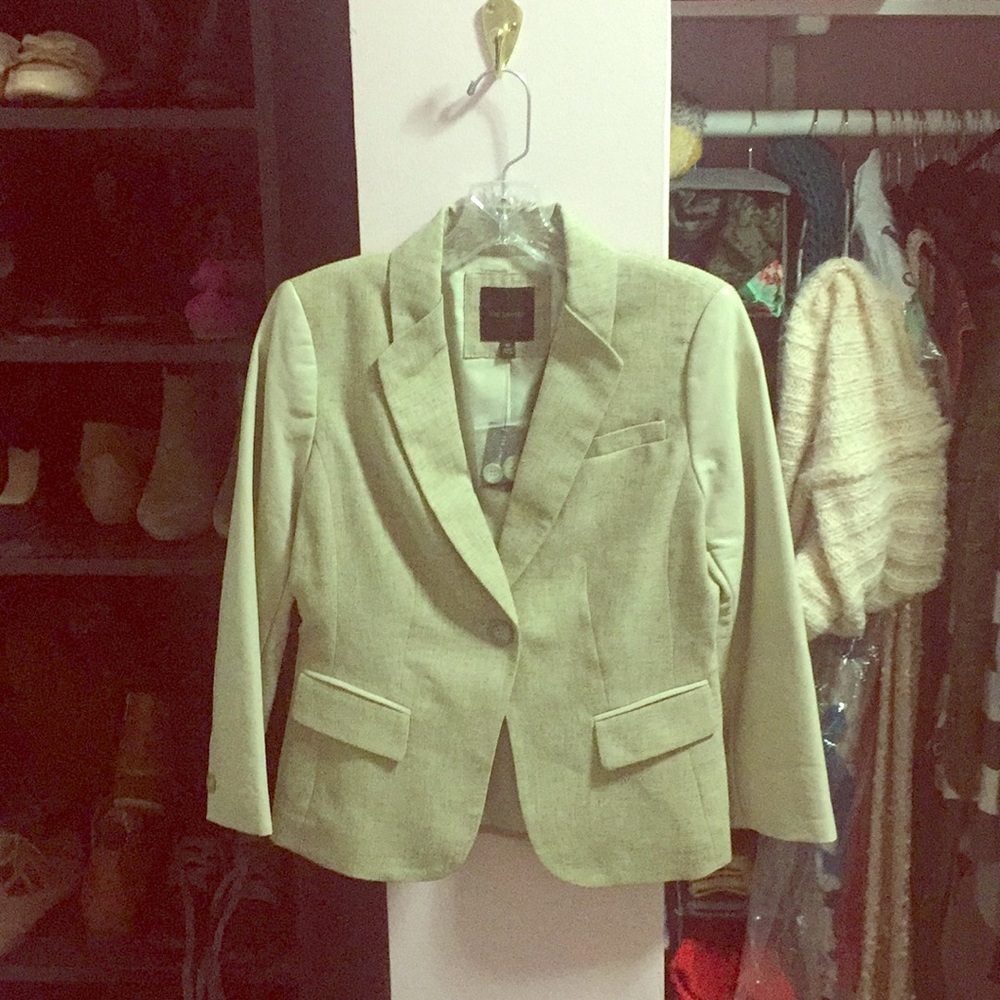 XS Tan Blazer